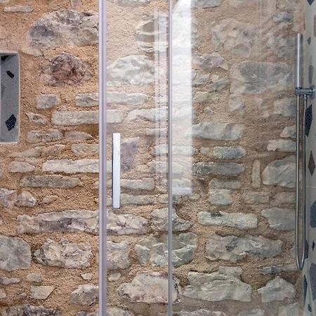 Cornelia Cavern Cosy Studio Apartment In スペッロ エクステリア 写真