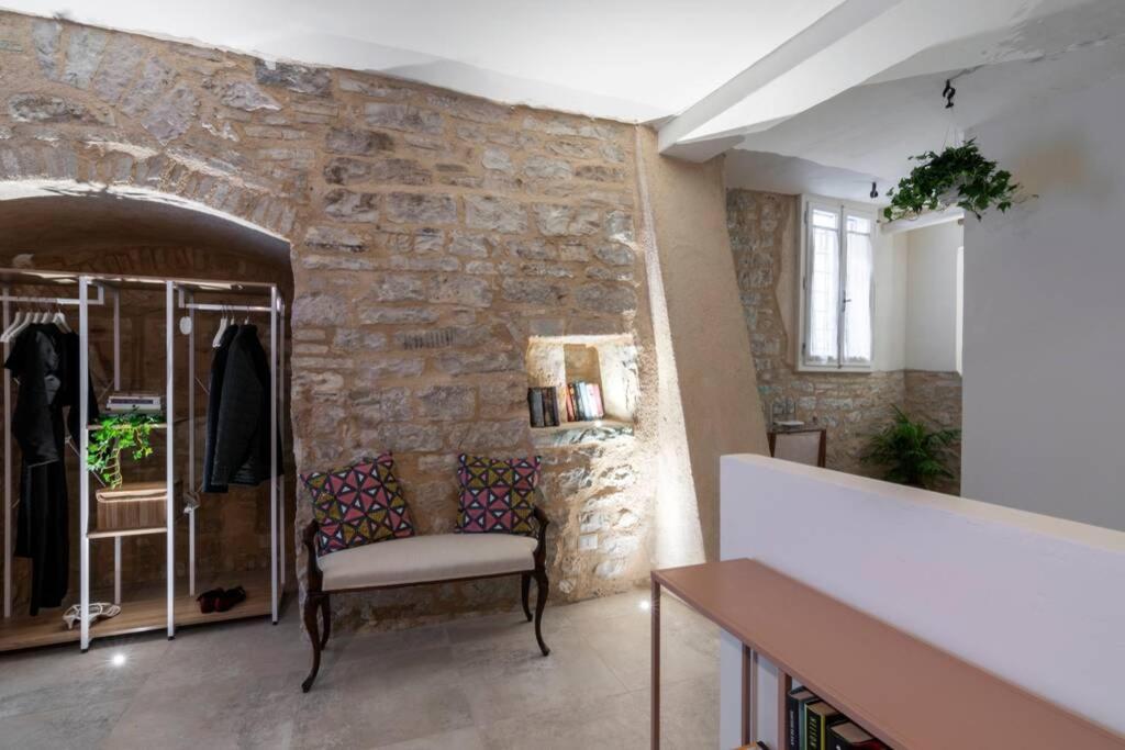 Cornelia Cavern Cosy Studio Apartment In スペッロ エクステリア 写真